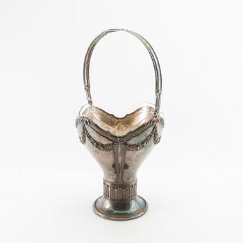 Skål med hänkel Jugend 1900-alets början nysilver.