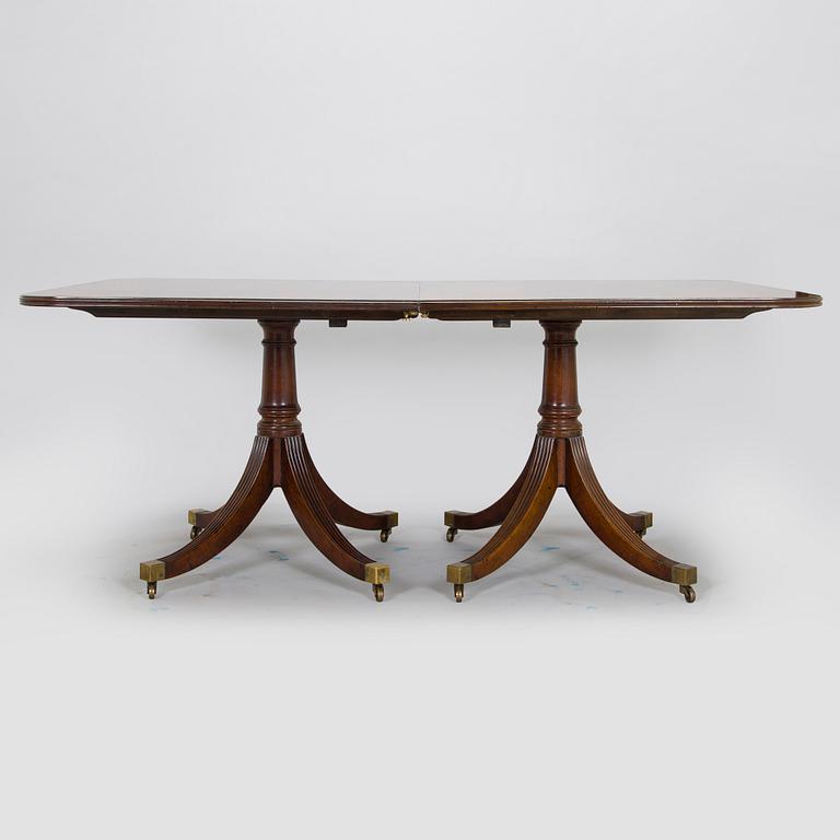 Matbord och stolar, 8 st, mahogny, regency-stil, 1900-talets slut.