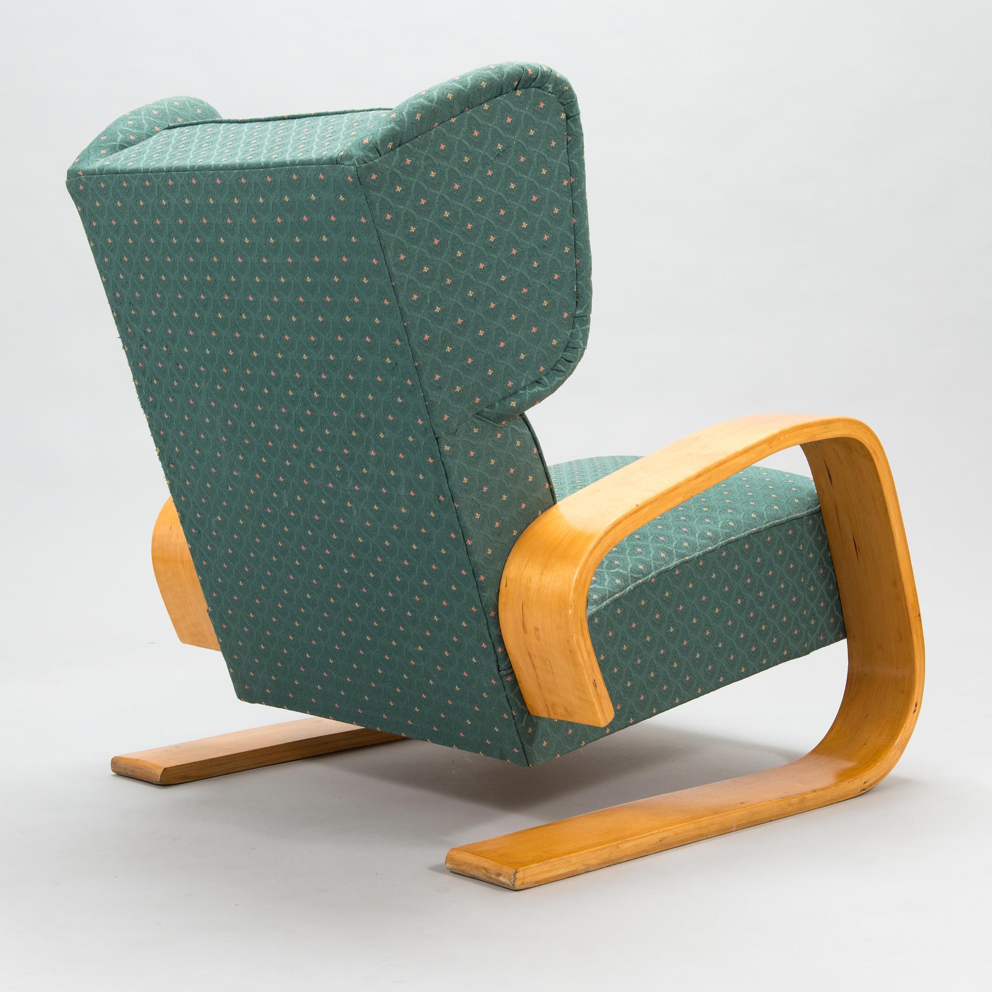 Alvar Aalto, a mid-20th century armchair modell 38 'Tank' for Huonekalu- ja Rakennustyötehdas A.B.