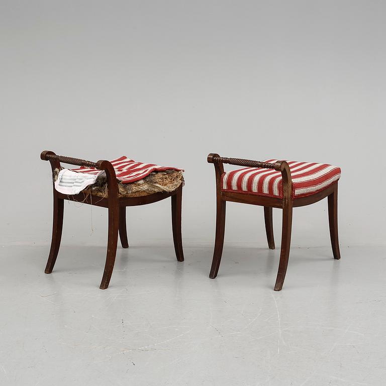 BANKETTER, ett par, Karl-Johan, 1800-talets början.