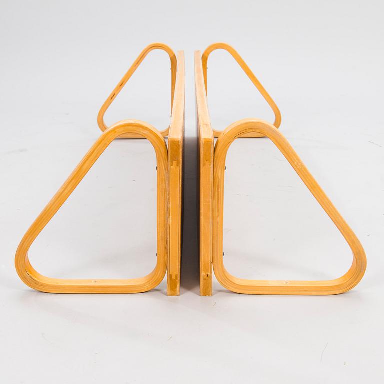 ALVAR AALTO, Two '112B' shelves for Artek, 1960-70-tal.