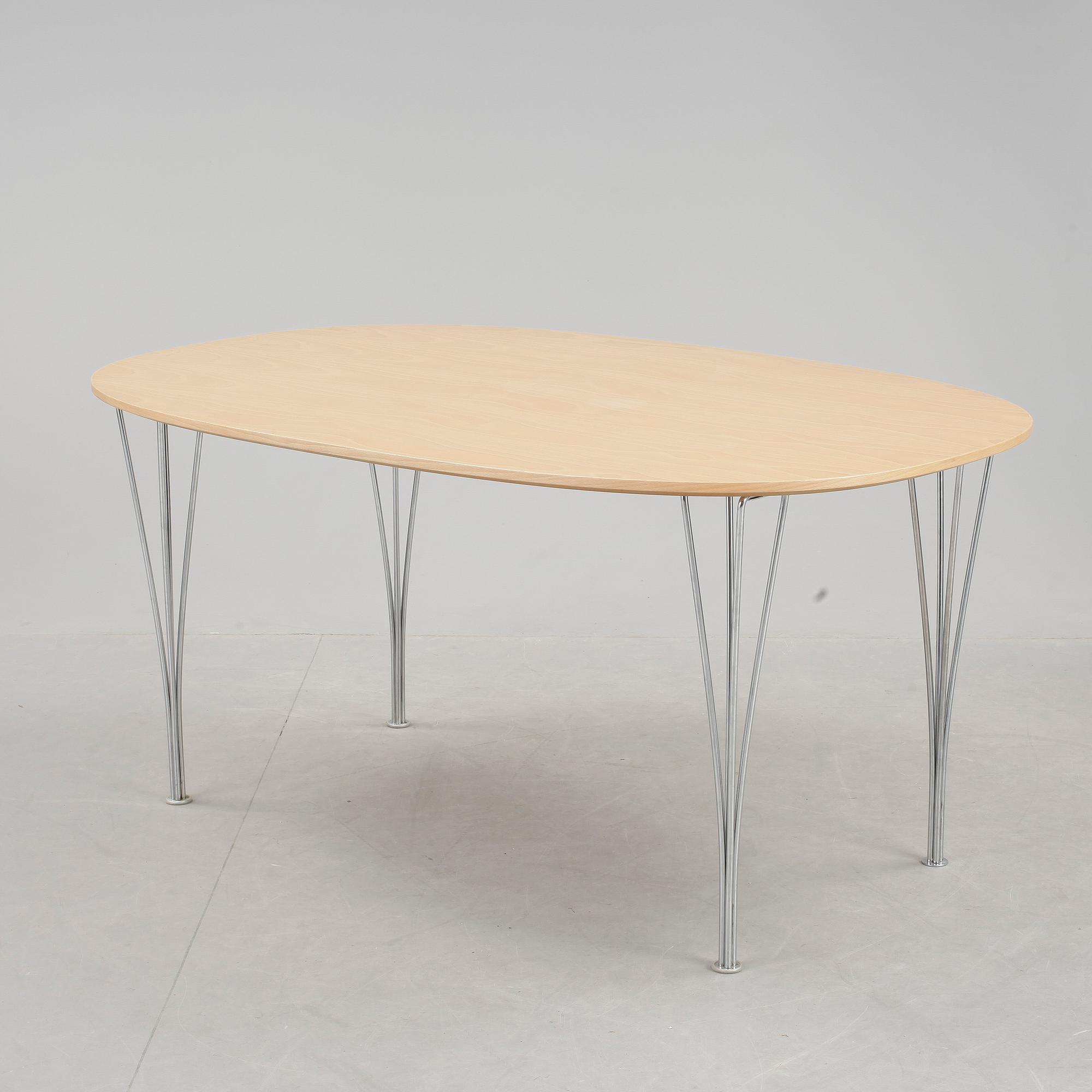 BORD, "Superellips" Design Bruno Mathsson och Piet Hein för Fritz Hansen.