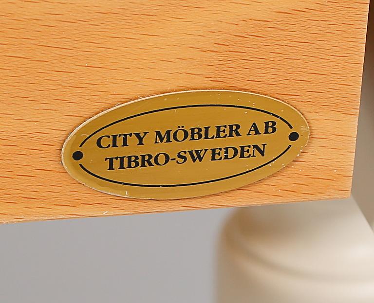 SIDEBOARD, gustaviansk stil, 1900-talets andra hälft.