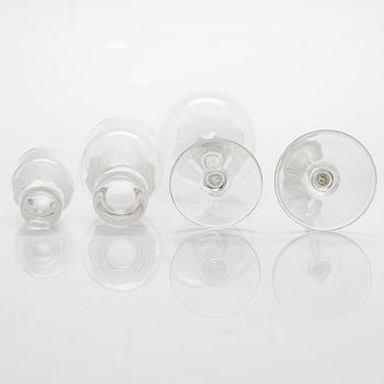 Richard Latham & Björn Wiinblad, glasservis, 40 delar, "Lotus", Rosenthal.