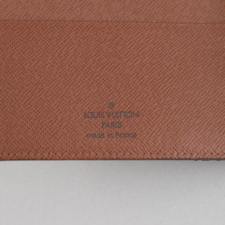 Louis Vuitton, plånbok och kalender.