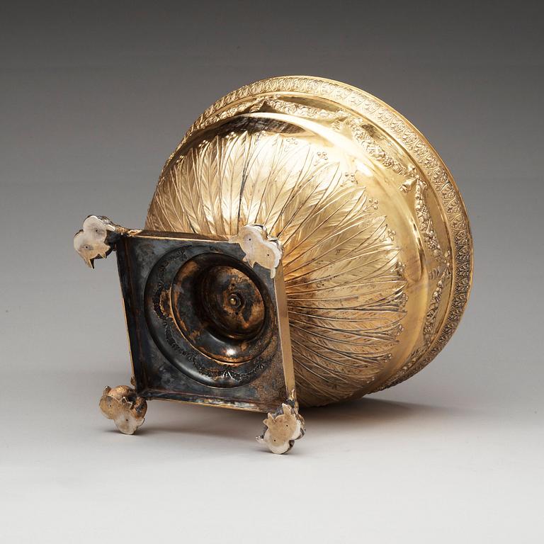 A Swedish 20th century silver-gilt bowl and ladle, makers mark of  C.G. Hallberg, Stockholm 1918.