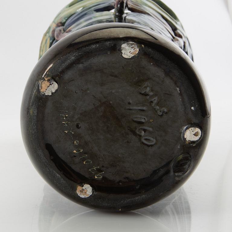 Michael Andersen & Sons, vase Jugend Bornholm early 20th century.