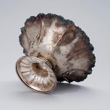 A SILVER BOWL, Hämeenlinna, Finland 1951. Weight 368 g.