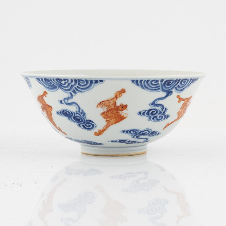 A porcelain-bowl, China, 20th century.