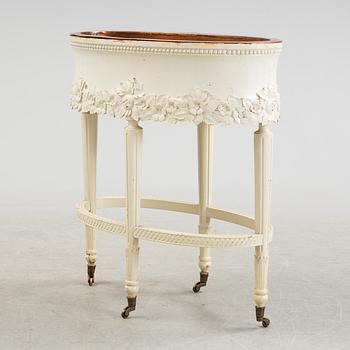 BLOMBORD, gustaviansk stil, 1900-talets första hälft.