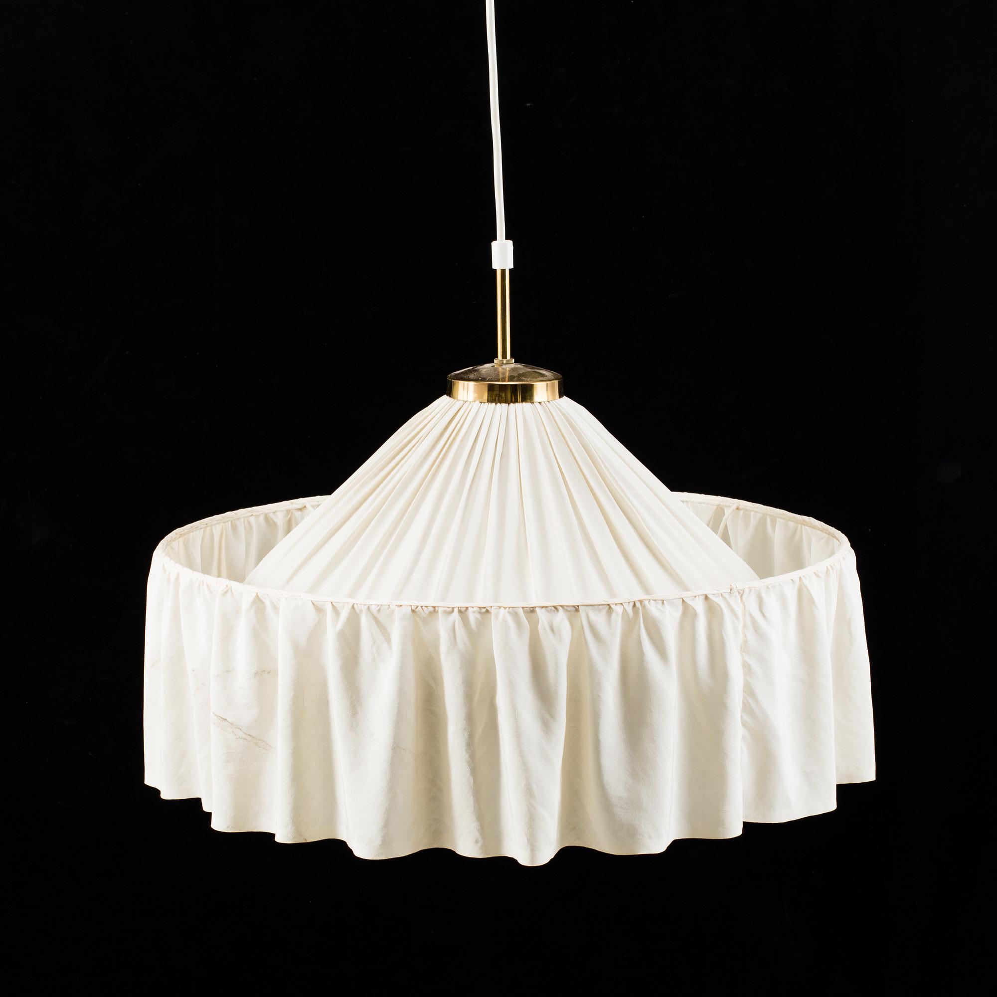 An end of the 20th century model 2560 ceiling light by Josef Frank, Firma Svenskt Tenn.