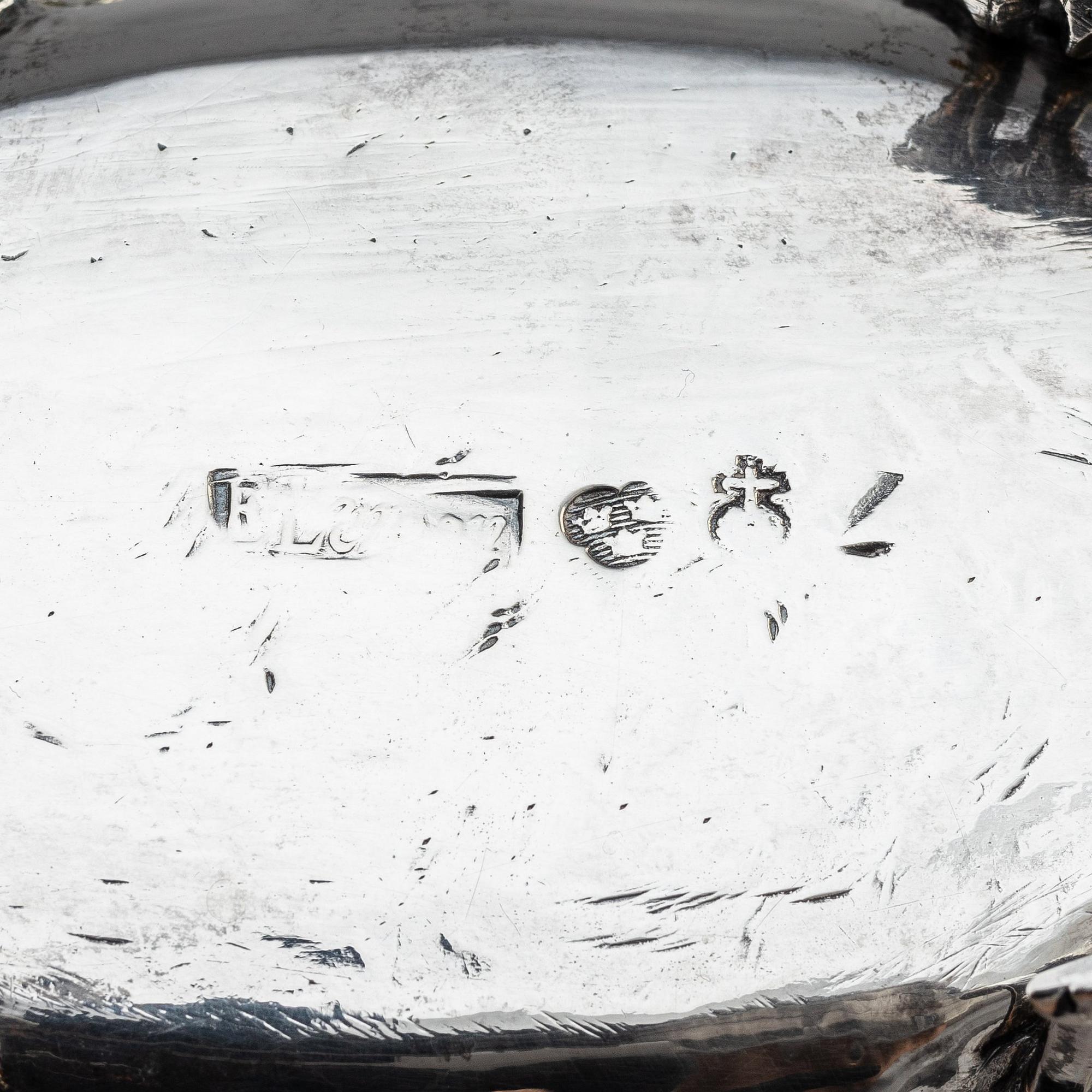 A Swedish 18th century silver bowl, mark of Erik Lemon, Uppsala 1782.