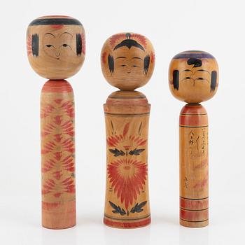 Dockor, 3 st, så kallade Kokeshi, Japan, 1900-tal.