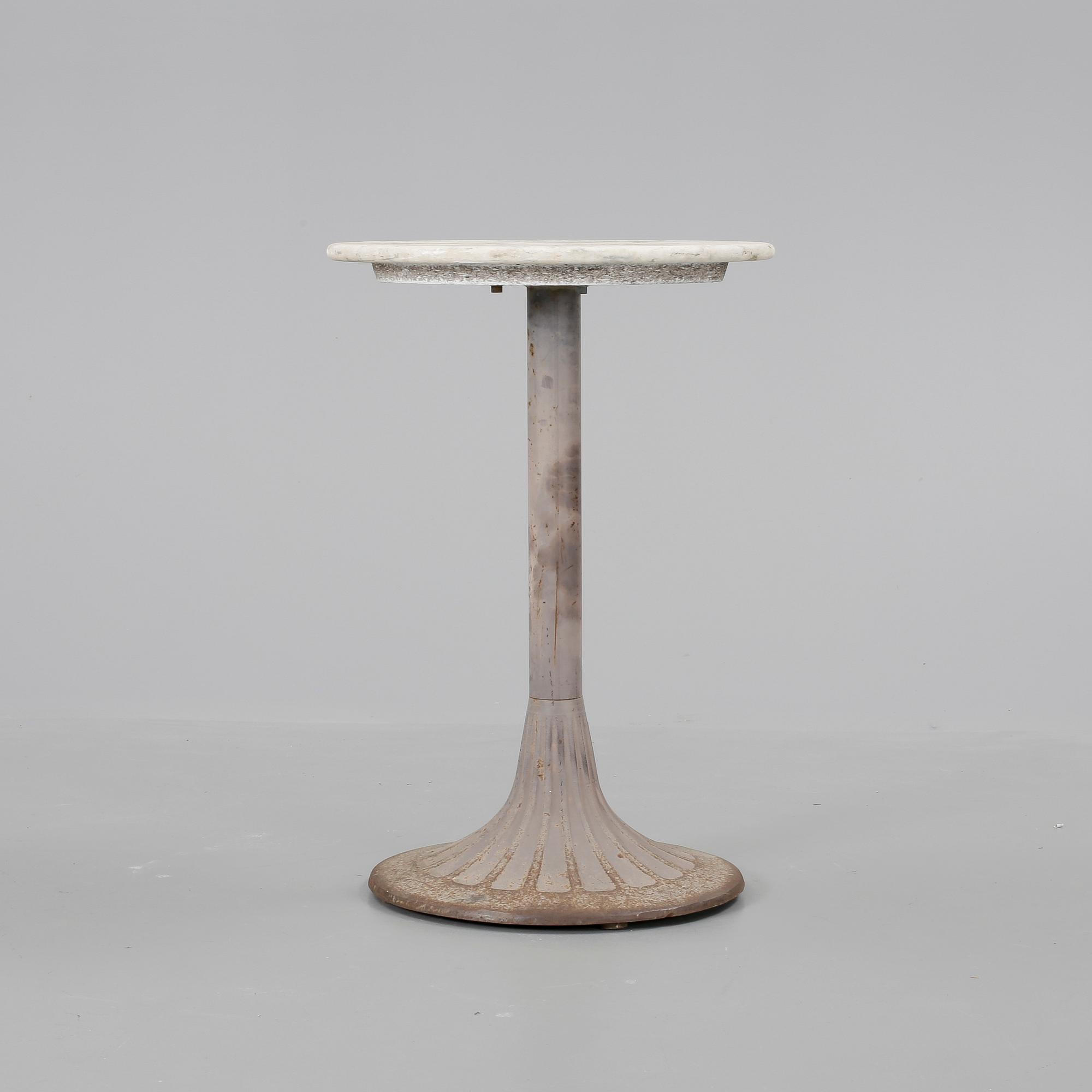 TRÄDGÅRDSBORD, 1900-talets första hälft.