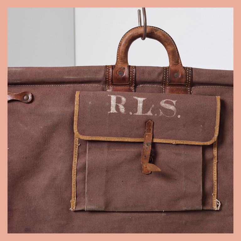 RESEGARDEROB, Louis Vuitton, sekelskiftet 1800/1900.