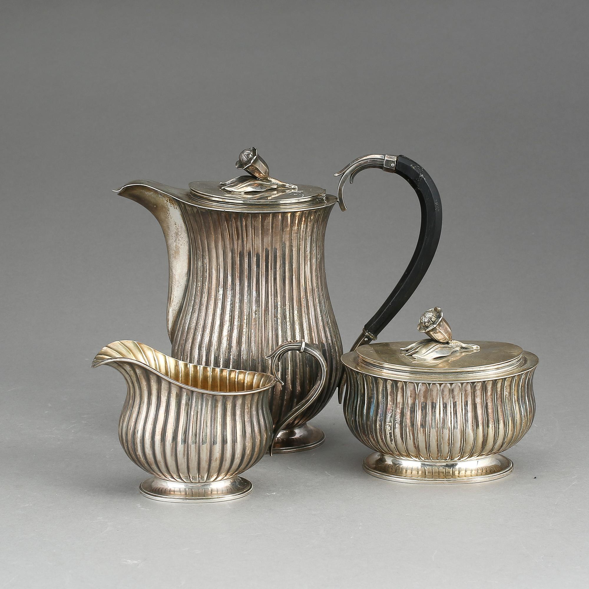 KAFFESERVIS, 3 delar, silver, E Råström, Stockholm 1941, tot ca 1130 gram.