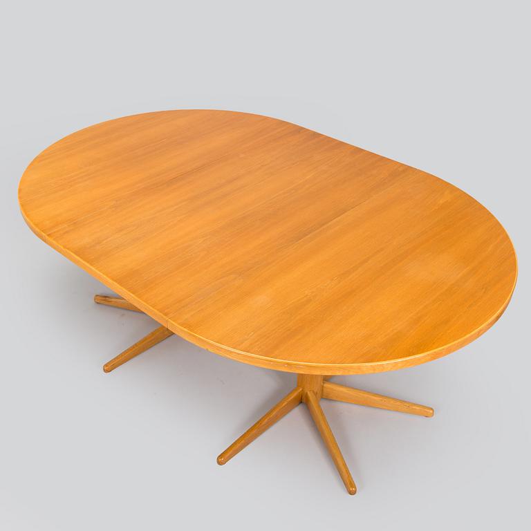 Olof Ottelin, ruokapöytä, "Rondo", Keravan Puusepäntehdas, Stockmann, 1970/80-luku.