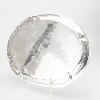 BRICKA, silver, rokokostil, vikt ca 1100 gram.