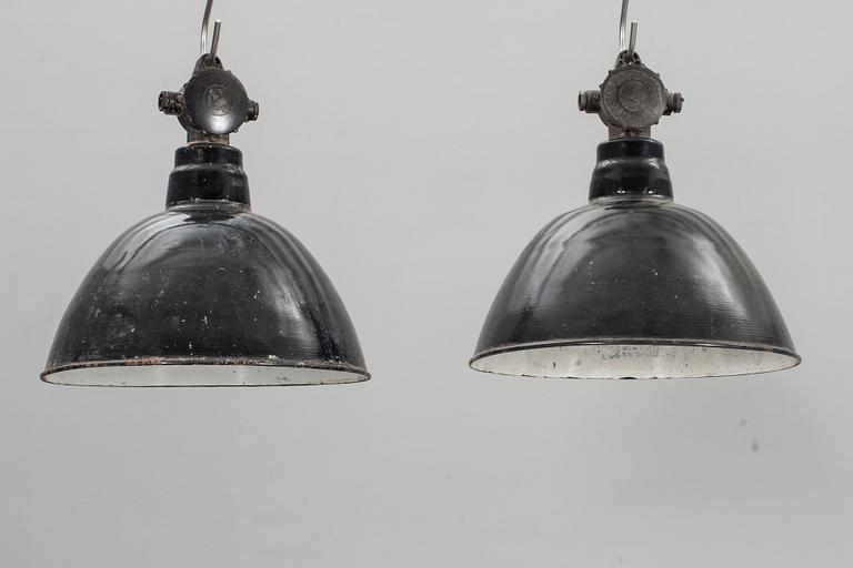 TAKLAMPOR, ett par, Industri, TGL. 1900-tal.