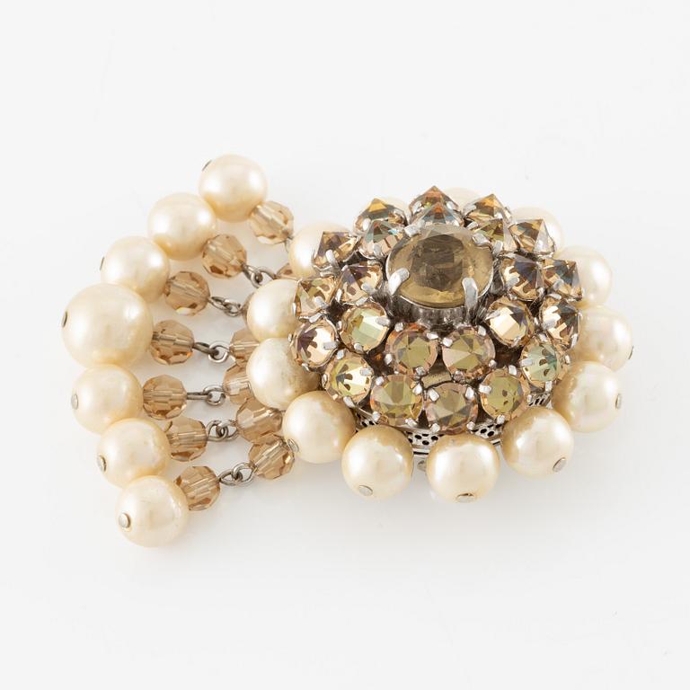 Christian Dior, A vintage pearl and rhinestone brooch, 1959.