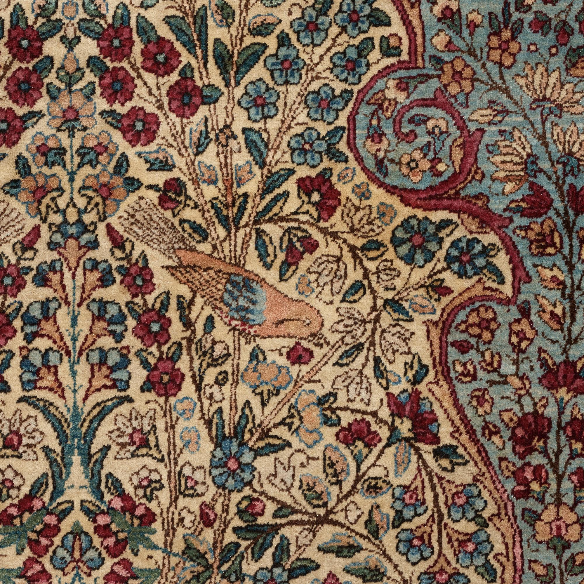 RUG. Semi-antique Kerman Figural. 225 x 141 cm.