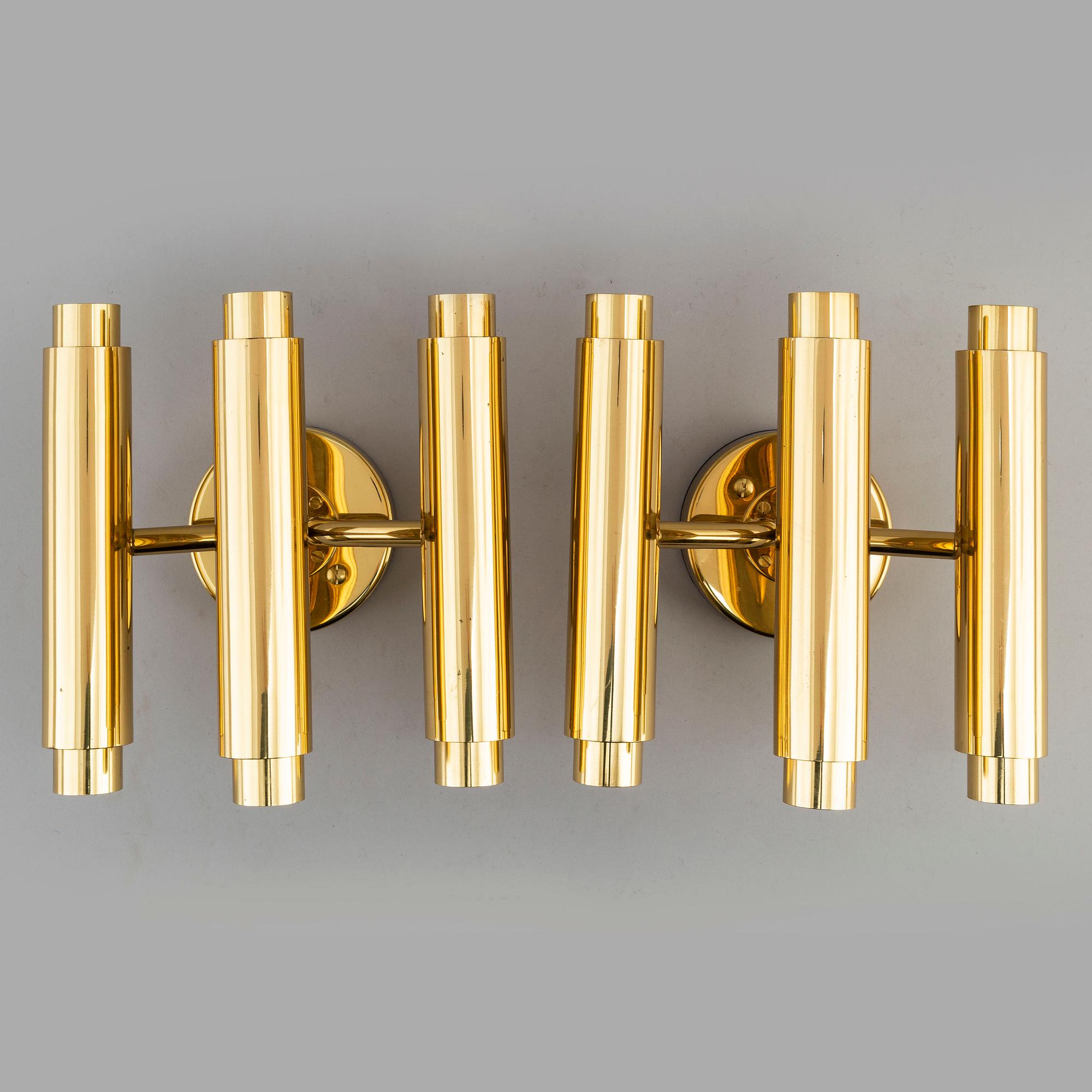 HANS-AGNE JAKOBSSON, vägglampor, ett par, "Prelaten", designade 1989.