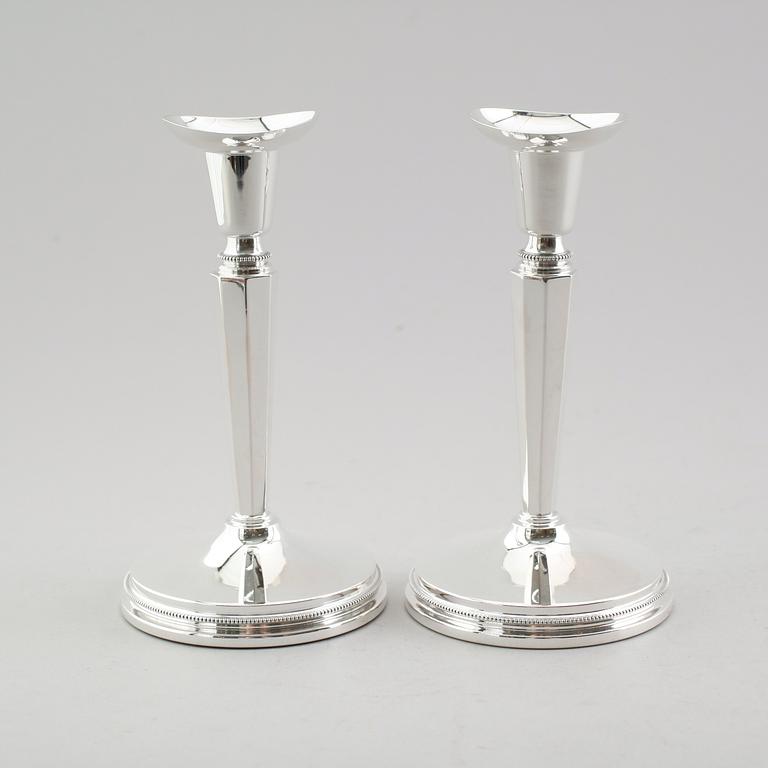 LJUSSTAKAR, 1 par, silver, Löfman, MGAB, Uppsala 1974.