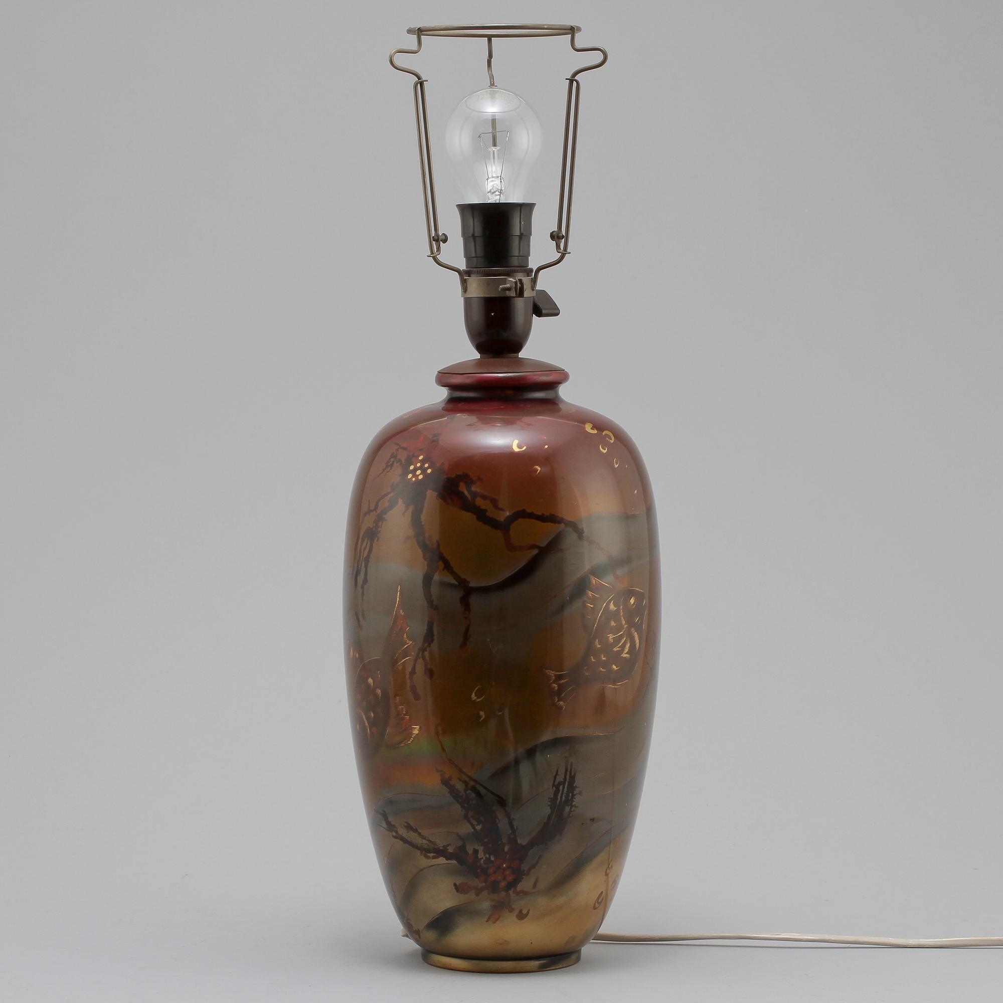 BORDSLAMPA, lackerad metall, "Ikora", WMF, Tyskland, 1900-talets första hälft.
