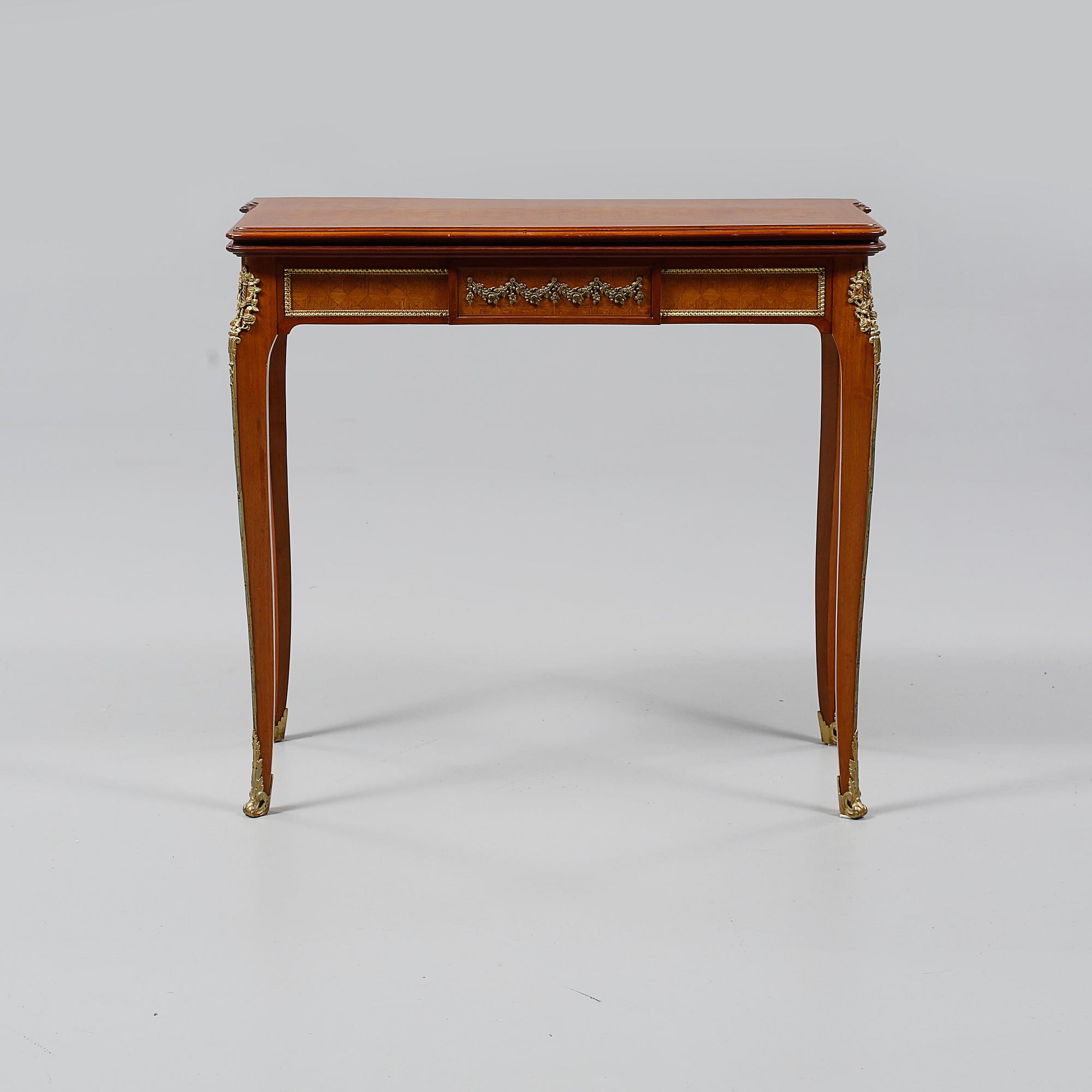 SPELBORD, Louis XV-stil, 1900-talets andra hälft.