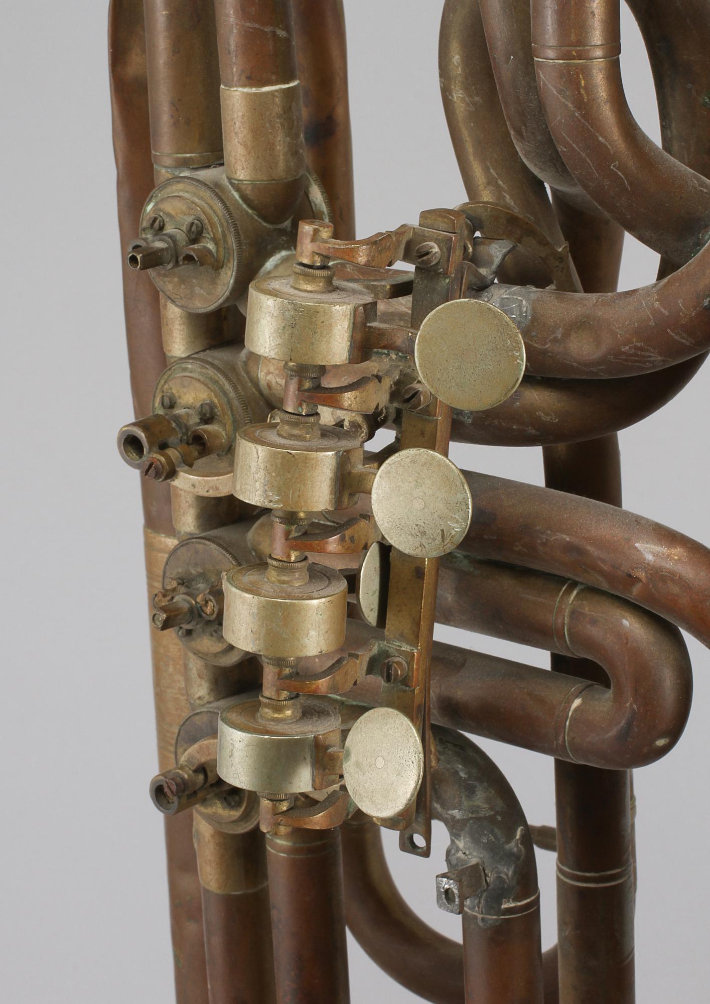 BLÅSINSTRUMENT, 1900-talets första hälft.
