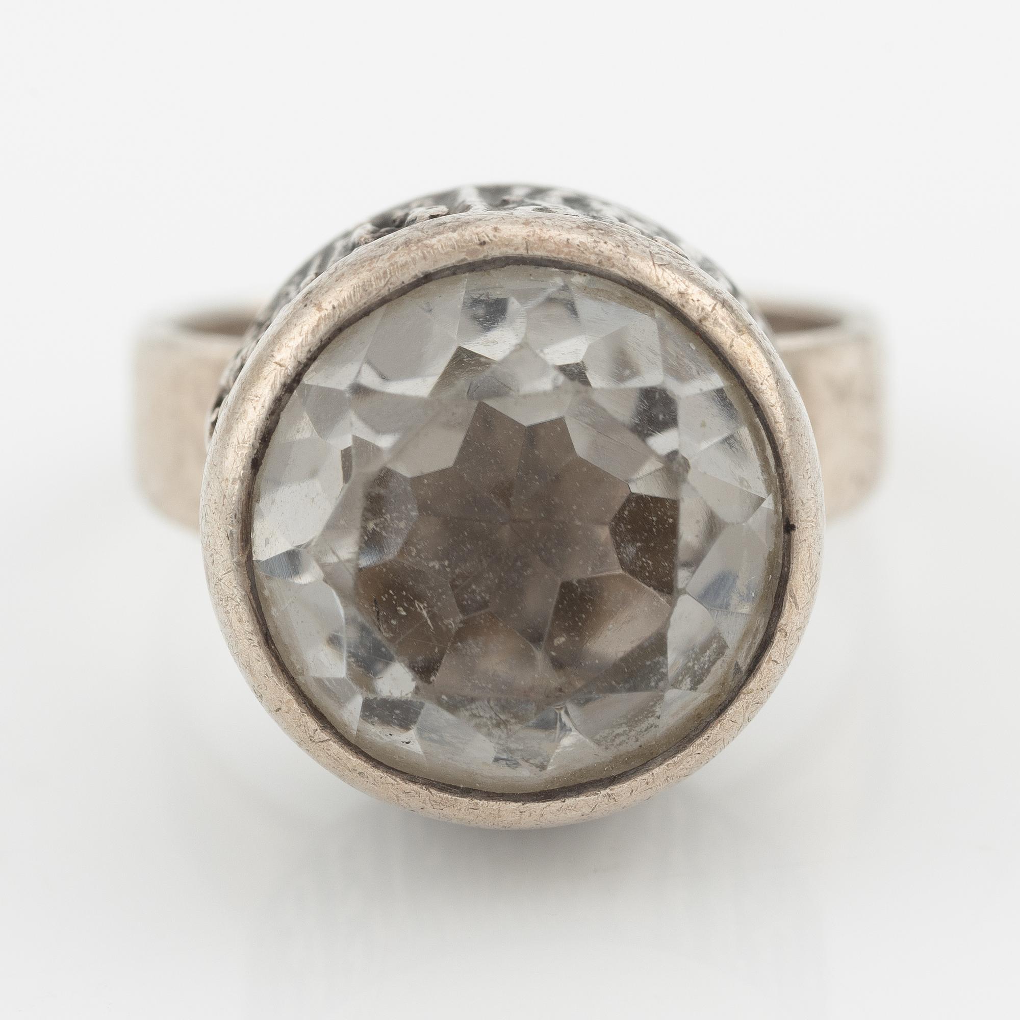Ring, silver with rock crystal.