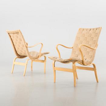 BRUNO MATHSSON, a pair of "Eva" loungecahirs.