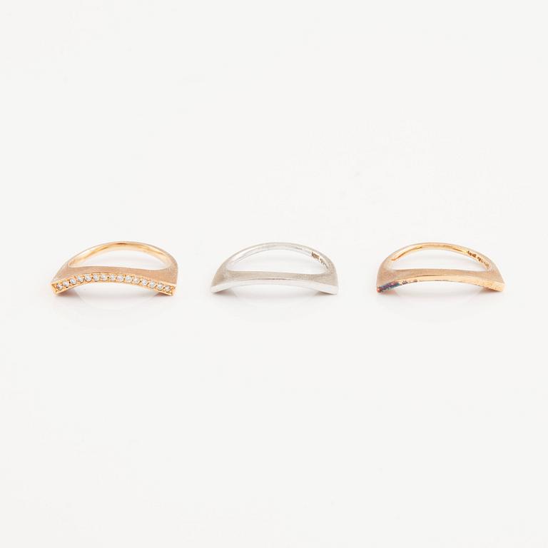 Theresia Hvorslev, Six 18K gold and white gold and silver rings set with round brilliant-cut diamonds.