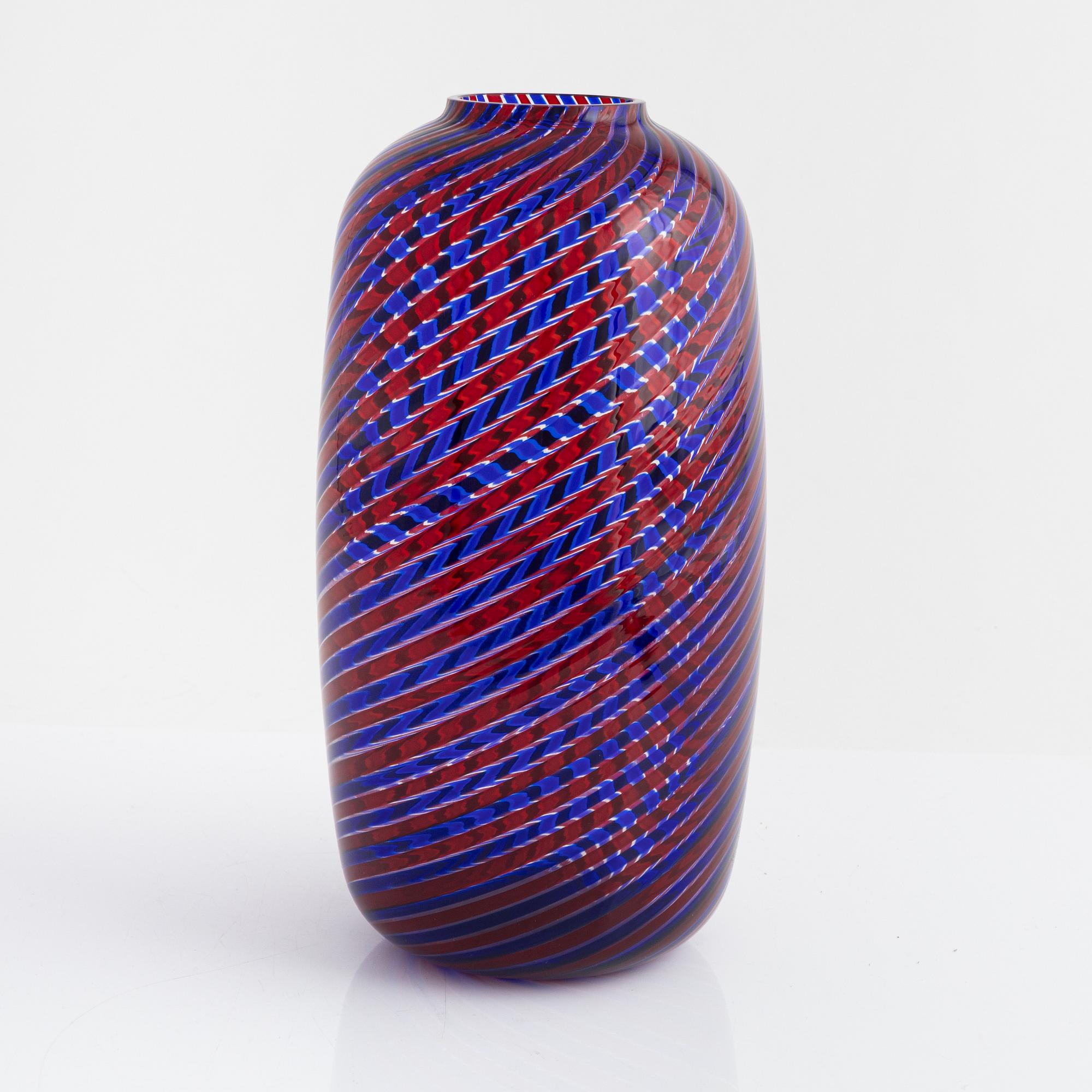 Venini, a glass vase, Murano, Italy, 1989.