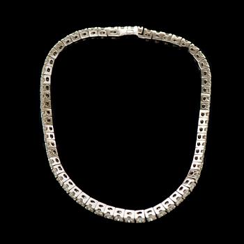 A BRACELET, brilliant cut diamonds, 18K white gold.