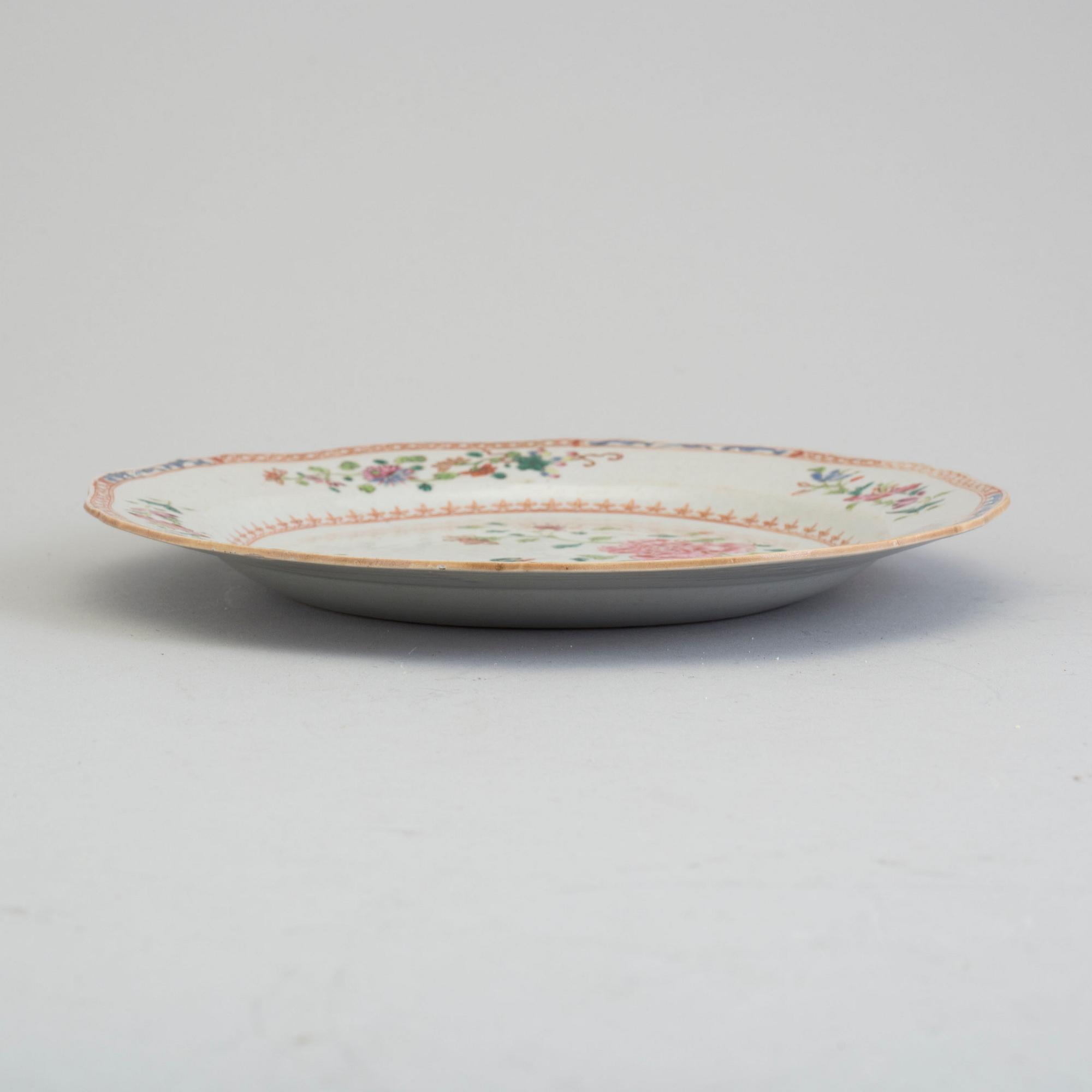 TALLRIK, kompaniporslin. Qingdynastin, Qianlong (1736-95).