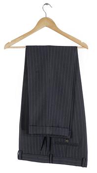 KOSTYM, Etro.