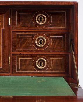 A Gustavian travel secretaire by Georg Haupt (master in Stockholm 1770-1784), signed.