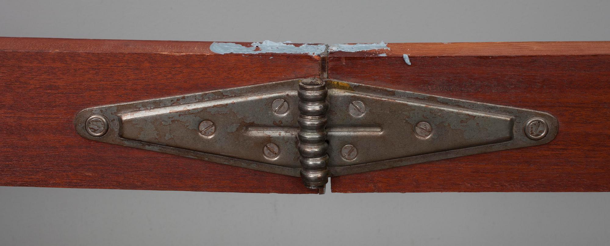 MATBORD, mahognyfanerat, gustaviansk stil, 1900-talets början.