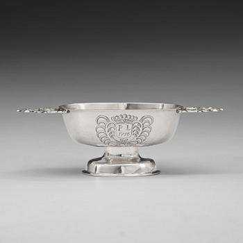 759. A Dutch 18th century silver bowl, unidentified makers mark HP.