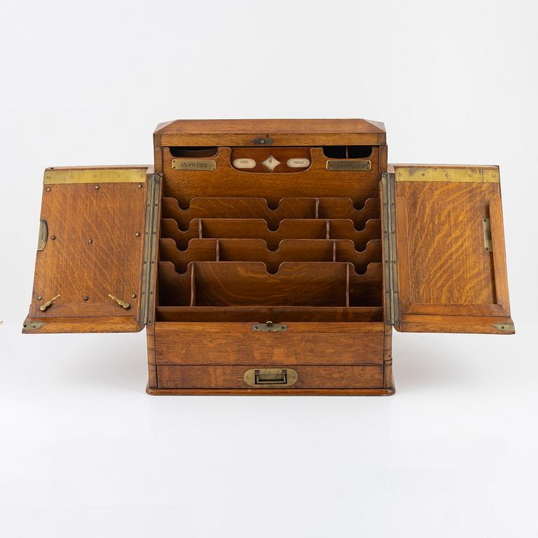 An oak box for documets and mail, early 20th century.