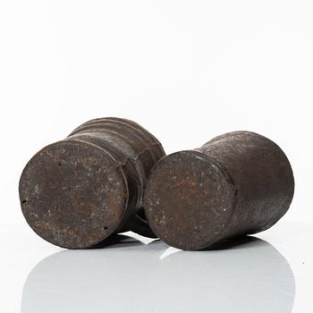 Mortlar med stötar, två stycken, 1600 / 1700-tal.