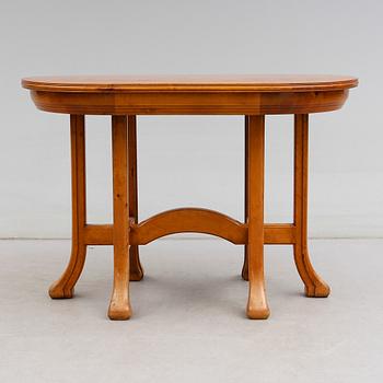 BORD, 1900-talets första hälft.