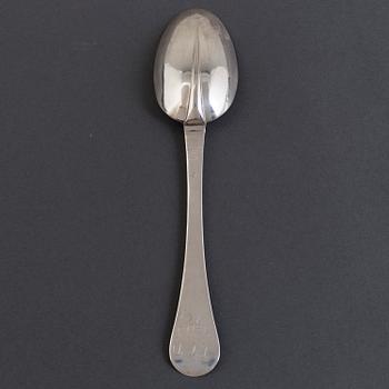 Ferdinand Sehl dy, råttsvanssked, silver, Stockholm 1735.