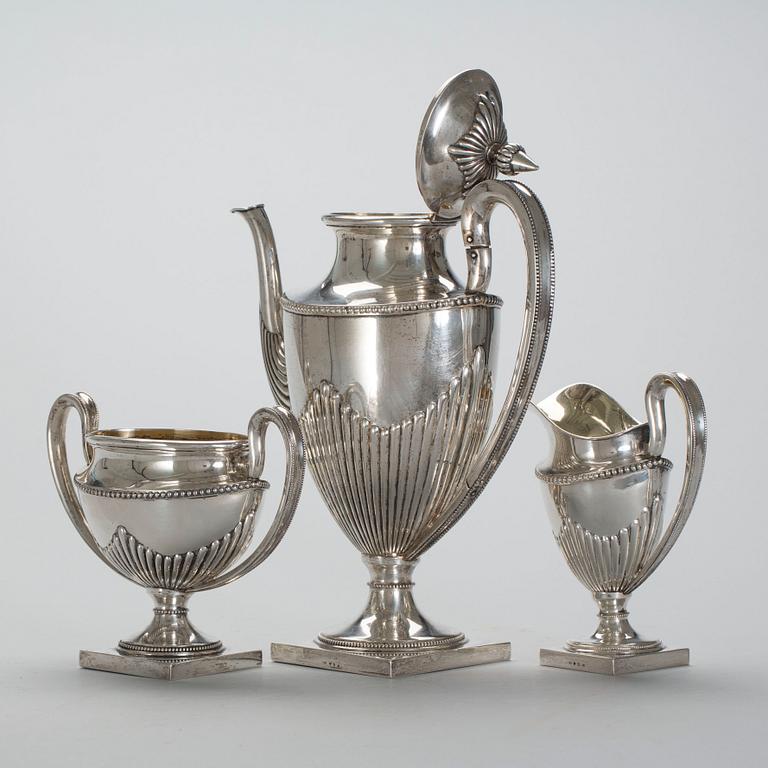 KAFFESERVIS, 3 delar, CG Hallberg, Stockholm, 1909, silver, vikt 1280 g.