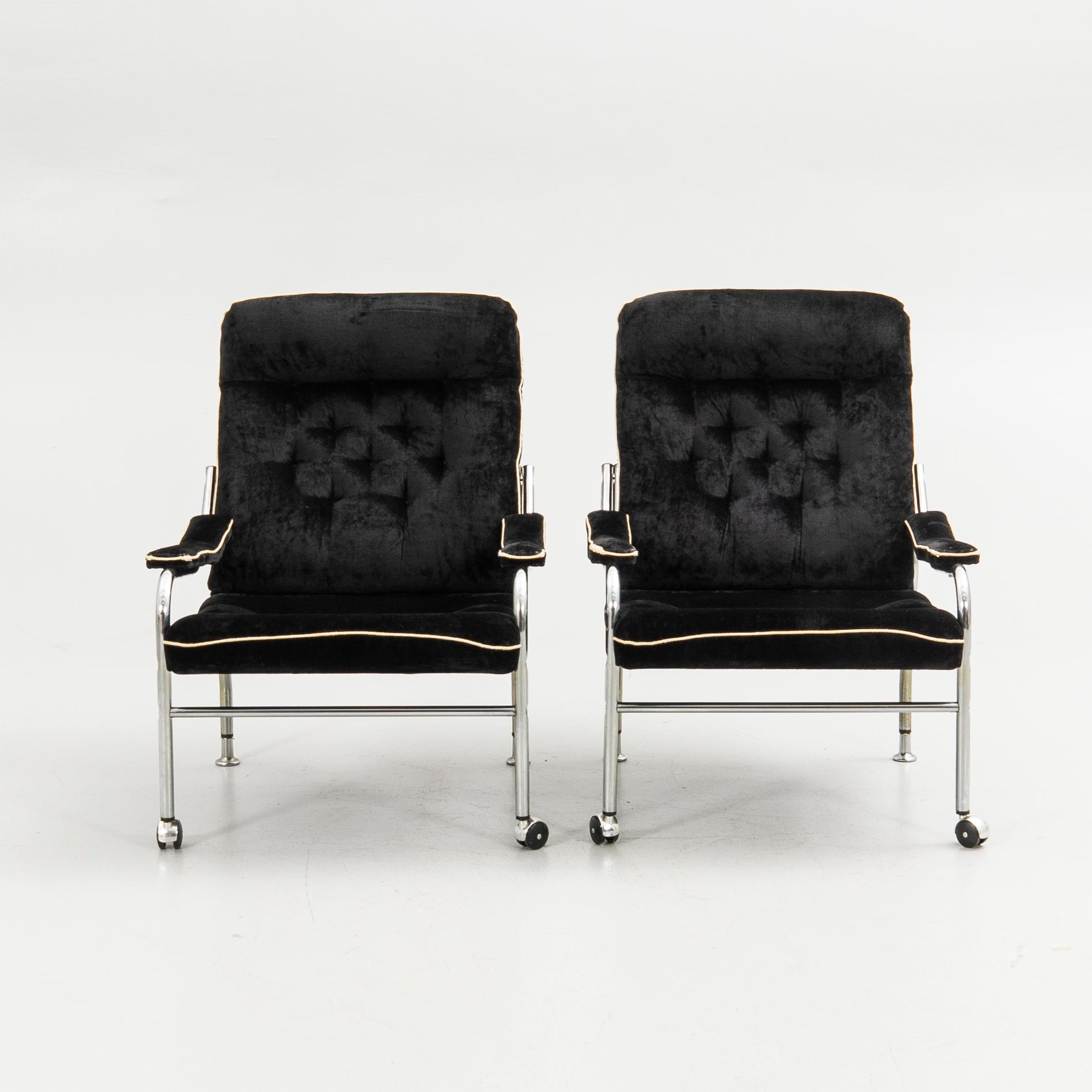 Armchairs, a pair, 1970s.