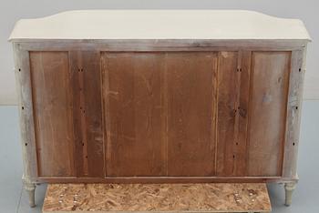 SKÄNK, gustaviansk-stil, 1900-talets början.