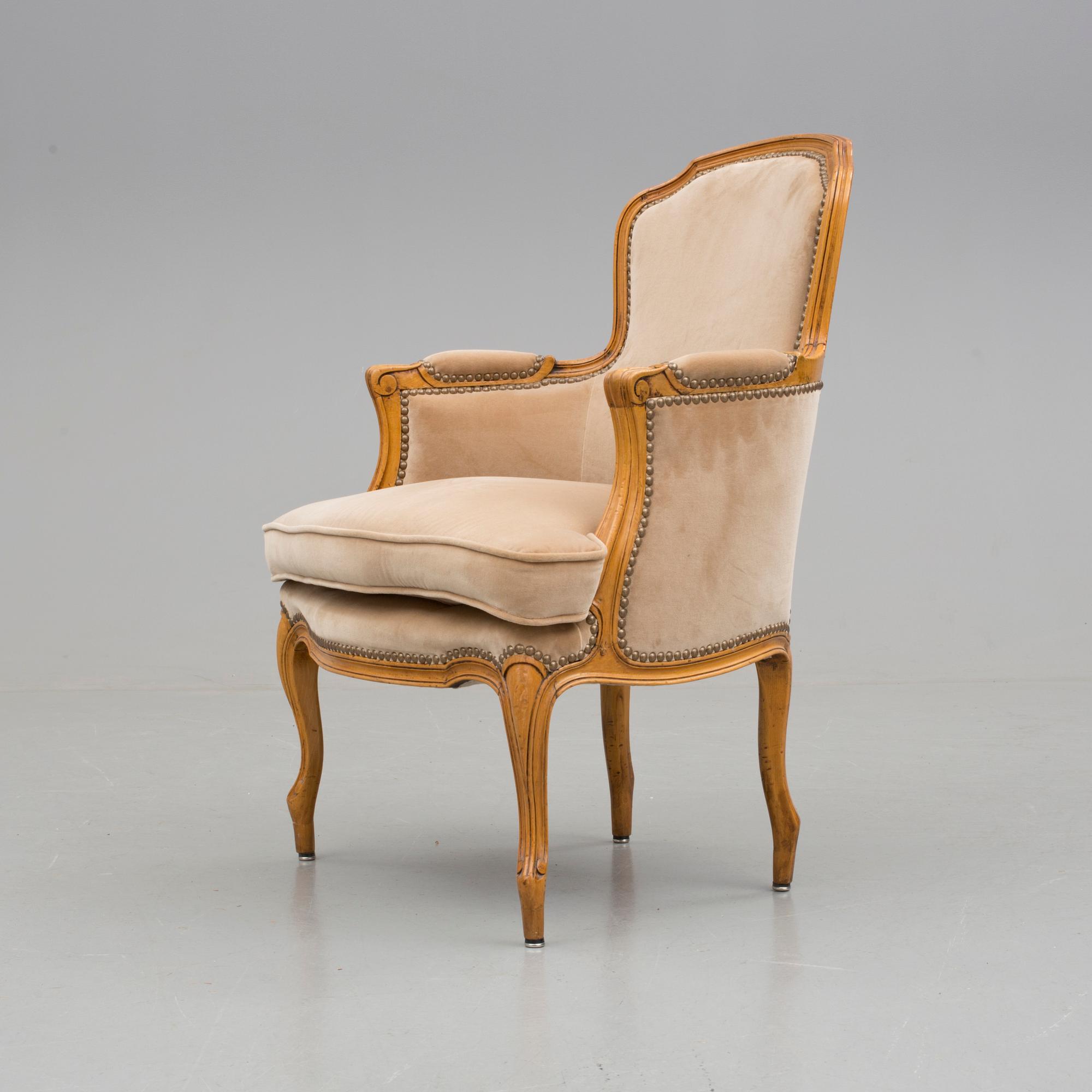 FÅTÖLJ. Rokokostil, 1900-tal.