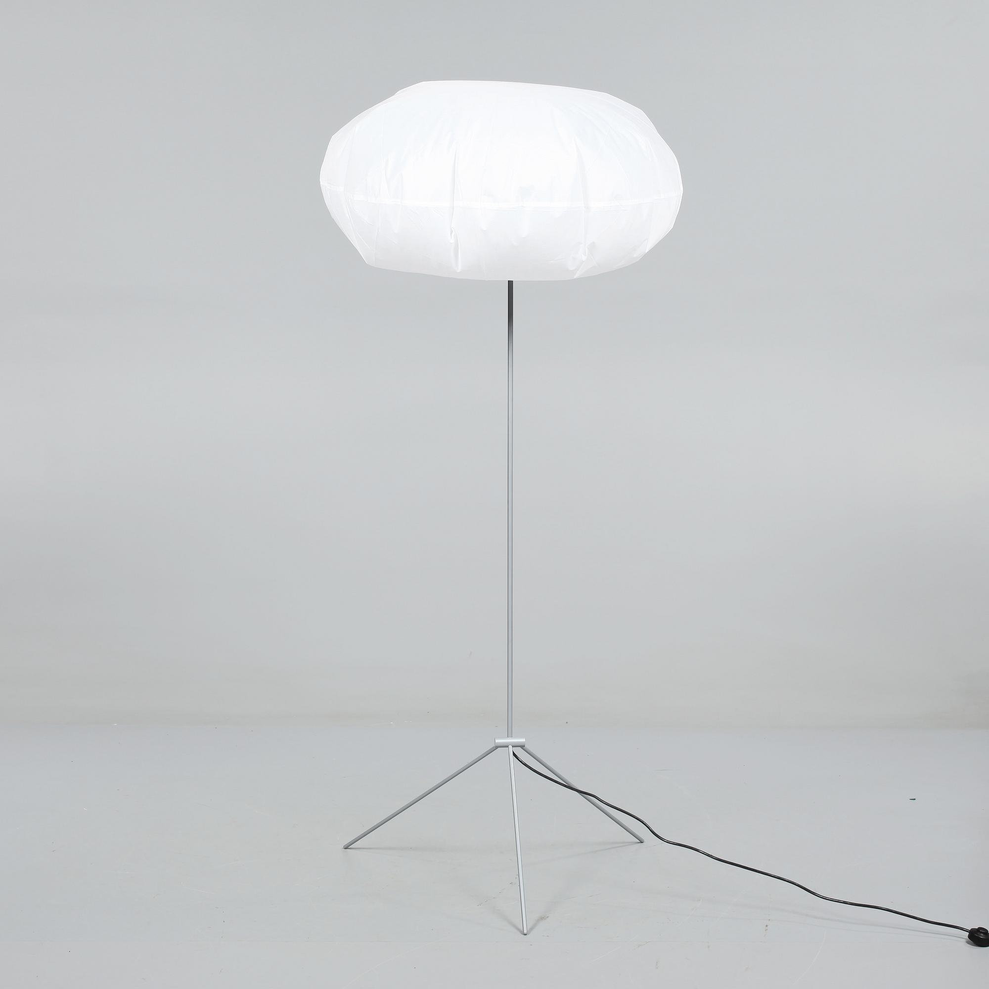 GOLVLAMPA, "Globlow", Snowcrash, Design Vesa Hinkola, Markus Nevalainen, Rane Vaskivuori, 1900-talets andra hälft.