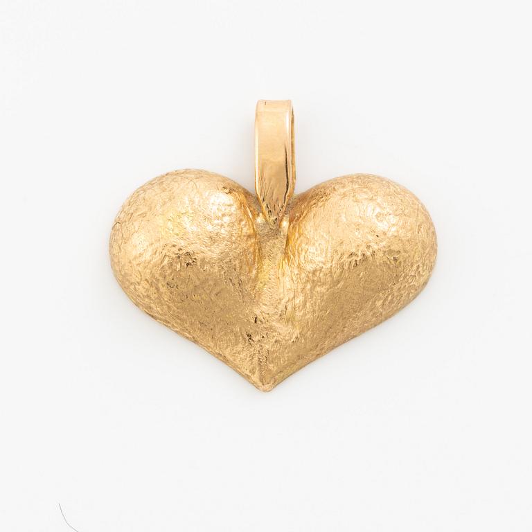 Pendant in the shape of a heart, 18K gold, likely PA Lundahl-Terrs.